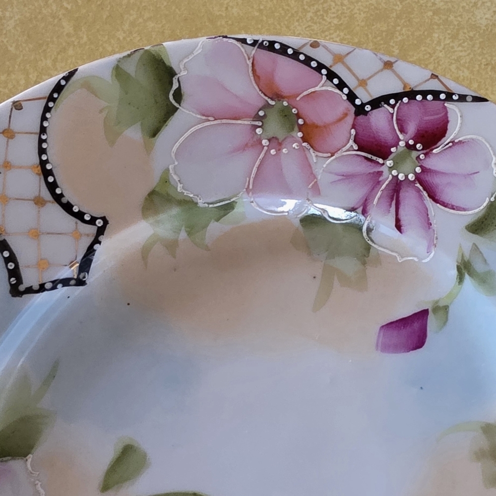 Vintage Japan 7" Plate Hand Painted Blossoms Pastels & Moriage Beautiful - Picture 2 of 9